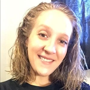 Meet your Posher, Catherine